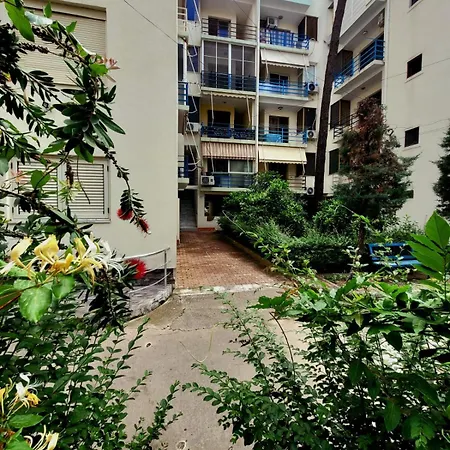 Apartment J&a Beachside